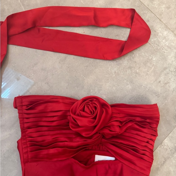 Hello Molly Red Strapless Dress | 4 - Picture 6 of 10